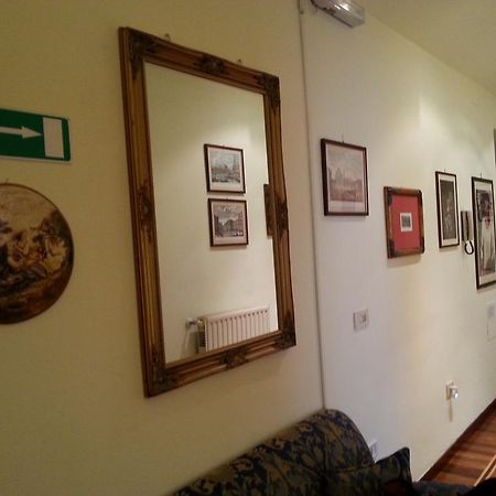 Hard Rock Rooms Rome Bilik gambar